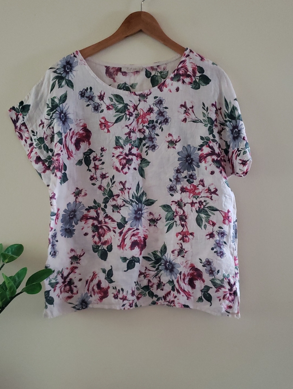 Bella Umbra 100% Linen Floral SL  Blouse   - Made in Italy - M (23"PTP)